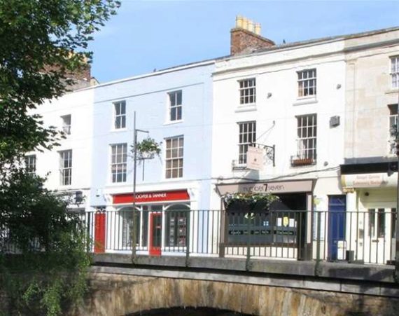 5 Bedroom Farm Land